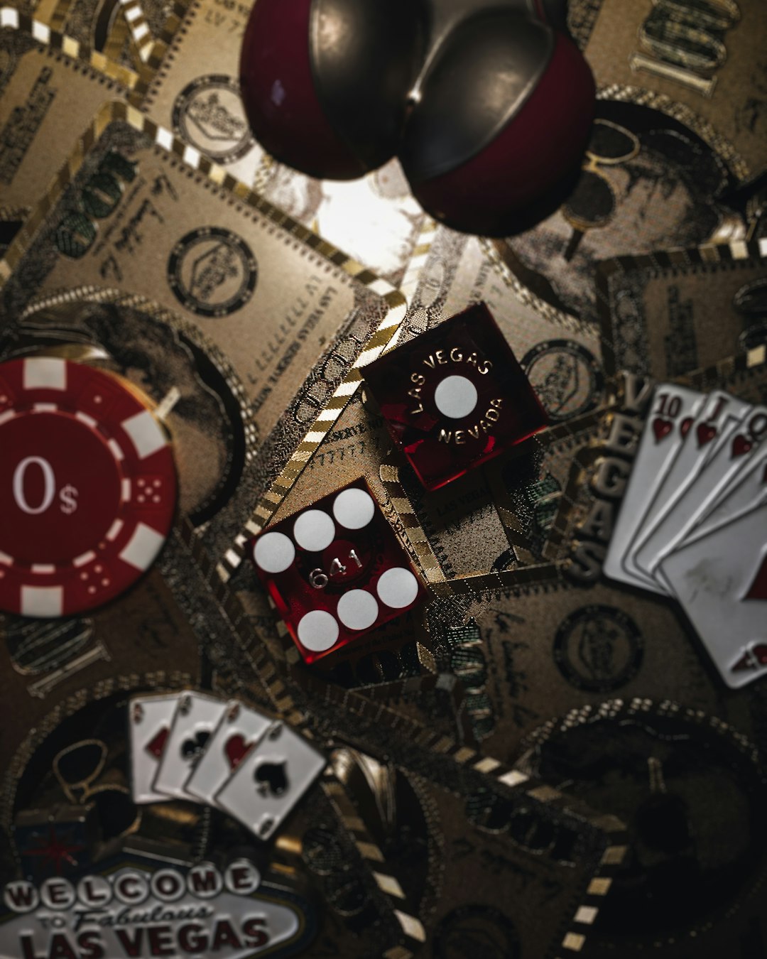 Bitcoin Casinos in Canada with Live Dealer Games Experience
