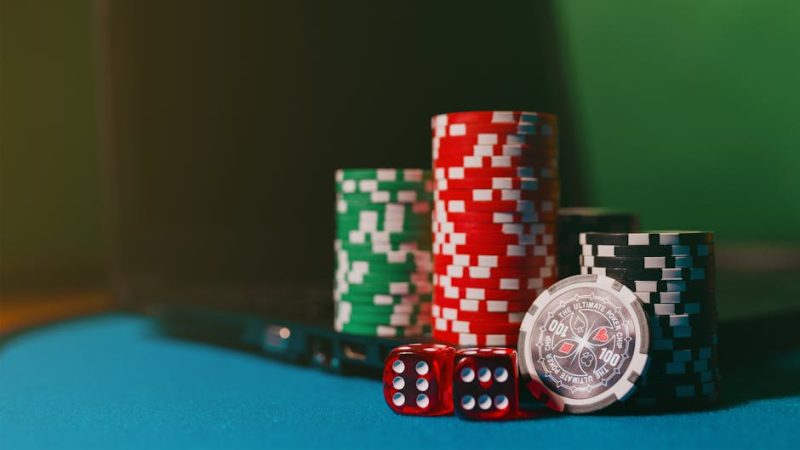 Canada’s Gambling Landscape: Multi‑Currency Online Blockchain Casino with Slots and Esports Betting